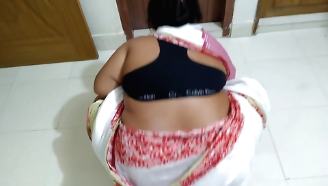 Big booty brunette step fantasy babe in homemade video