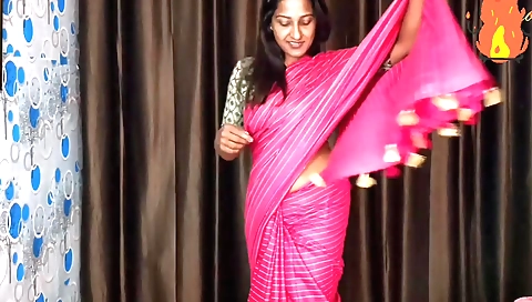 Busty indian teen stepmom fucking family hindi stepmom x videos