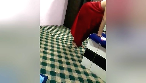 Slender girl with a sexy body makes a sexy blow job