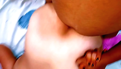 Indian teen enjoys sex with the guy in the amateur scene
