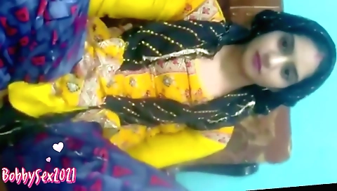 Bobby bhabhi with curly hair got pounded in her house