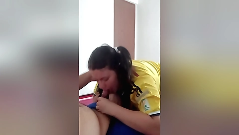 Amateur brunette sex video from step mom and stepbrother 1