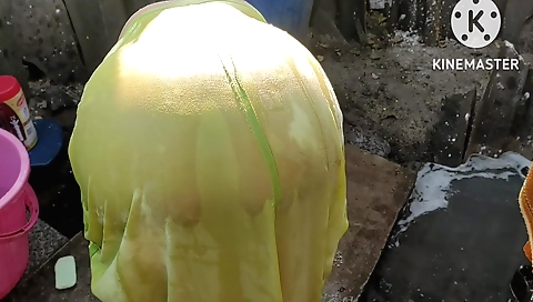 Indian slut with big ass spreads her legs outdoors