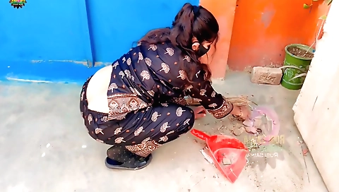 Indian desi randi bhabhis gand amateur solo porn video