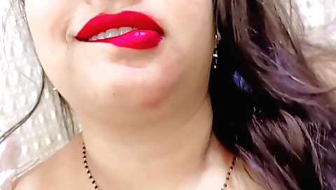 Indian babe is getting her body fucked in the room