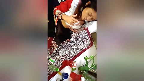 Indian hot teen has sex in her own kitchen in the hot amateur scene