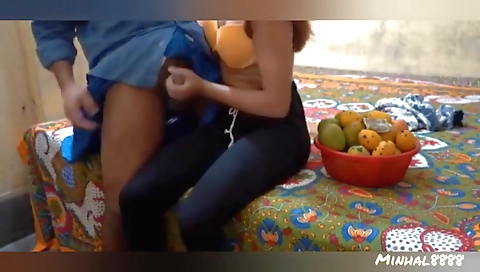 Indian babe gets fucked hard in amateur pussy sex clip