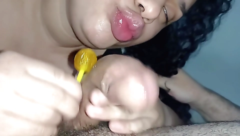 Indian slutte getting a big dong in her deepthroat