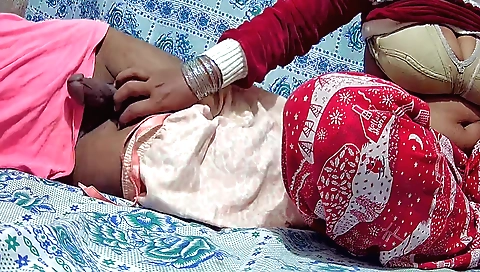 Indian teen with sexy tits has some fun with her boyfriend