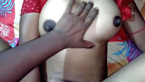 Indian girl is showing her hairy pussy and shaved pussy mouth