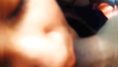 Indian chick suck a Muslim cock to the best of her ability