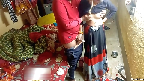 Indian slut plays with a man in bed and sucks a dick
