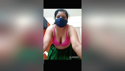 Shilpa aunty has a fabulous body and she is a good slut
