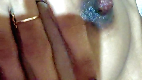 Solo female amateur hd porn video with a sexy body