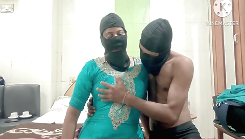 Indian massage doctor is so good at telling people how to fuck