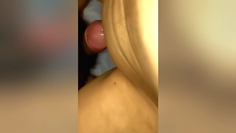 Indian teen gets fucked on the table in homemade video