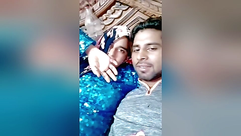 Indian brunette cpl girl gets fucked by her boyfriend