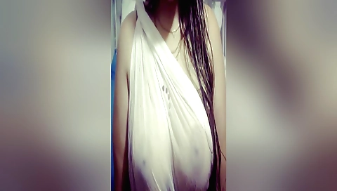 Indian hottie with big natural boobs is showing off her body