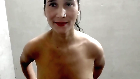 Indian woman carries a baby all the way to the end