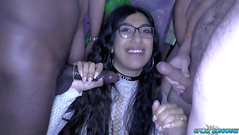 Indian cunts getting drilled together in a deepthroat sex