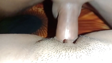 Hot desi couple have the best sex at their private bedroom