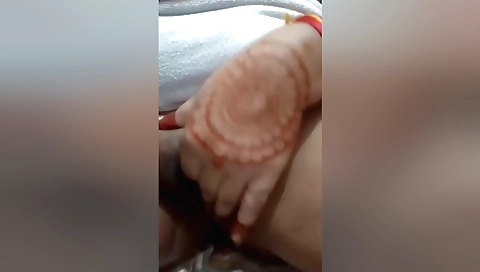Indian amateur wife takes off her clothes on webcam