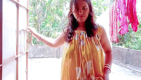 Indian 18+ girl suhans very 1st live suhaagrat on cam 18+
