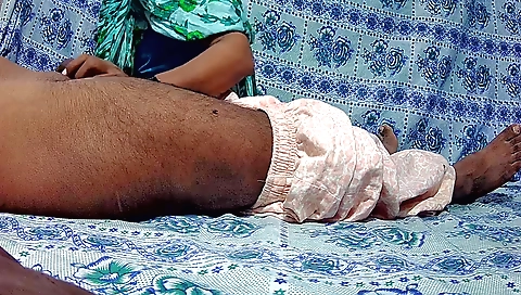 Indian teen fucked by her boyfriend in homemade porn