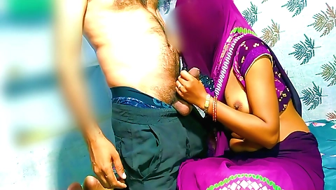 Indian wife fucked by her husband in amateur porn video