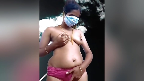 Indian solo nude recording showing her feet and pussy