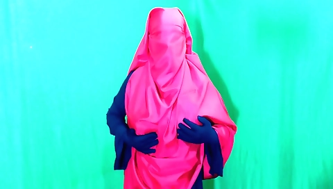 Indian girlfriend gets naked and seduces stephusky