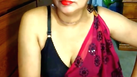 Hot brunette milf watching herself in amateur video