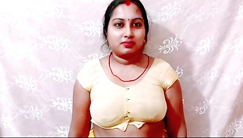 Indian milf in her black outfit with her boyfriend