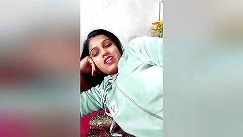 Indian girlfriend gets banged by her handsome boyfriend