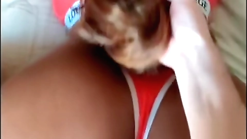 Brunette with a big ass and a nice smile in amateur pov video