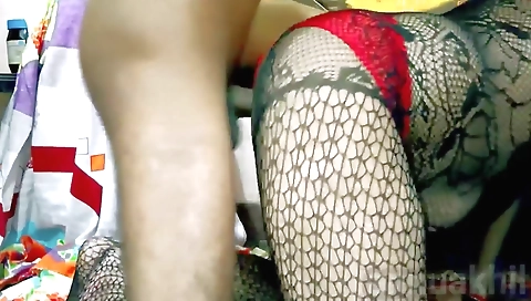 Indian girl with nice curves shows her body on camera