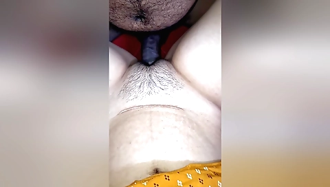 Indian babe fucked in the face in the amateur hd clip